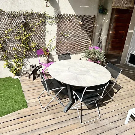Triplex Grand Bleu * كاسيس